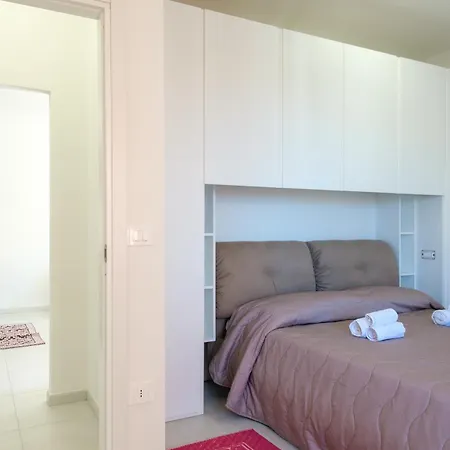 Apartament Casa Bea & Gin - Via Giacomo Matteotti 2a *