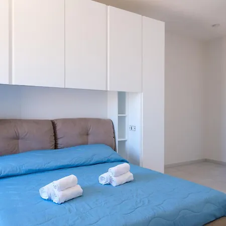 Apartament Casa Bea & Gin - Via Giacomo Matteotti 2a *