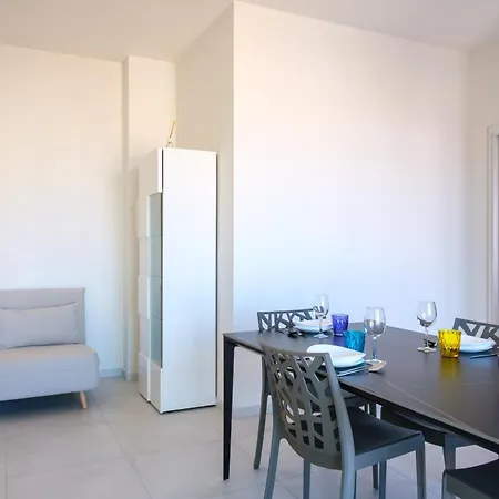 Apartament Casa Bea & Gin - Via Giacomo Matteotti 2a *